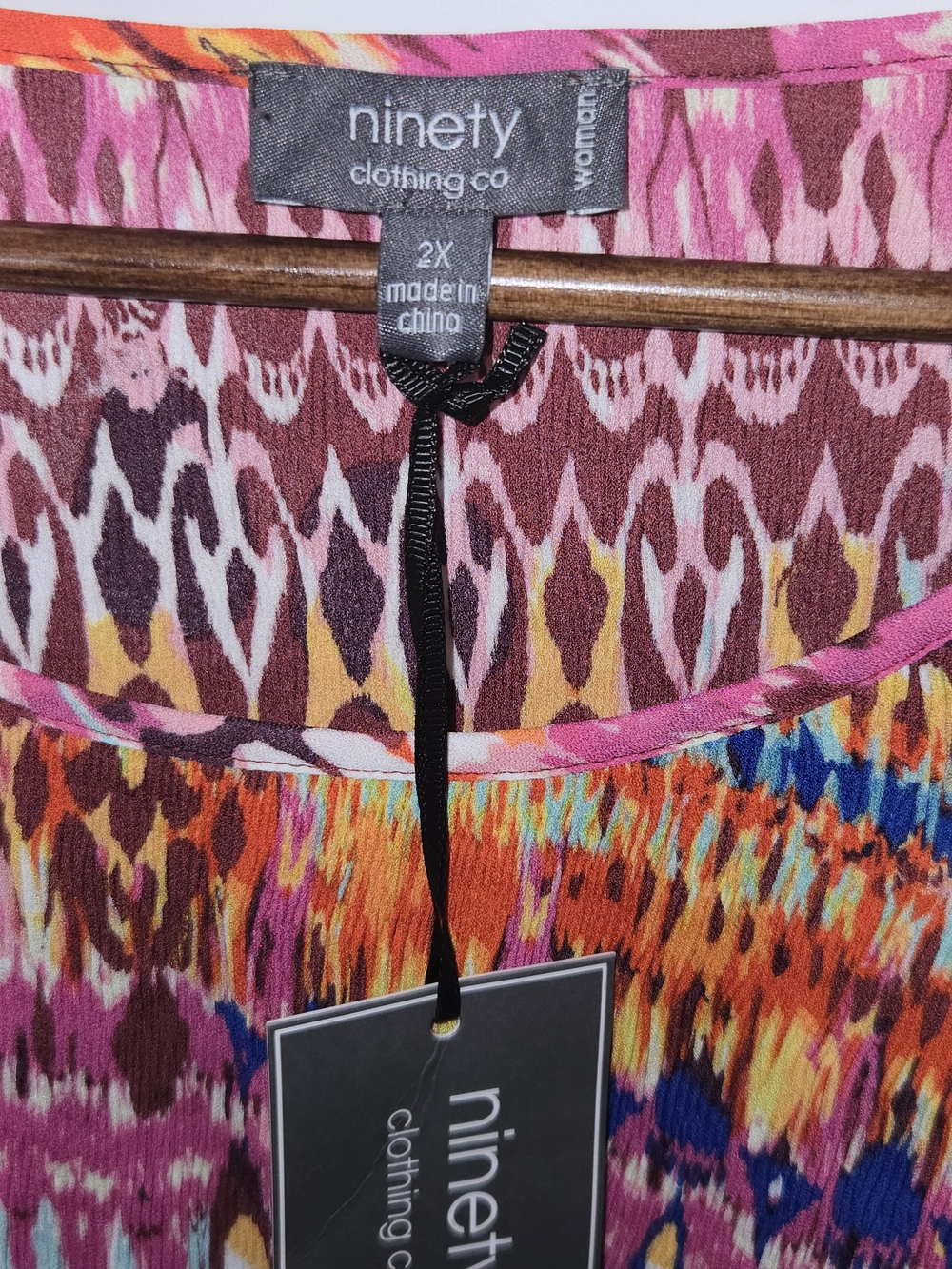 NWT Ninety Clothing Multi Color Geometric Ikat Print Pleated Boho Blouse 2X - Picture 2 of 16